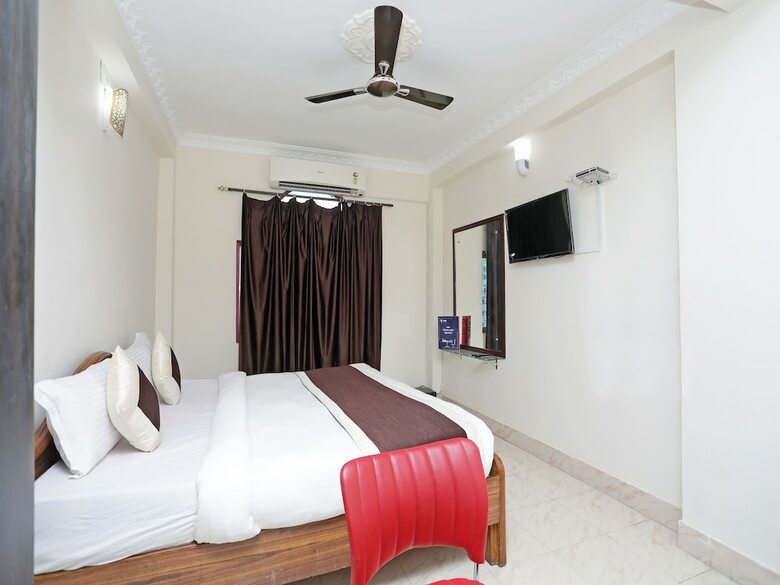 Hotel Oyo 11631 Star Inn