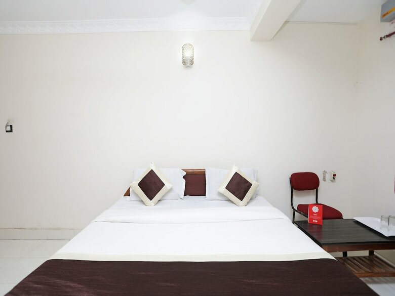 Hotel Oyo 11631 Star Inn