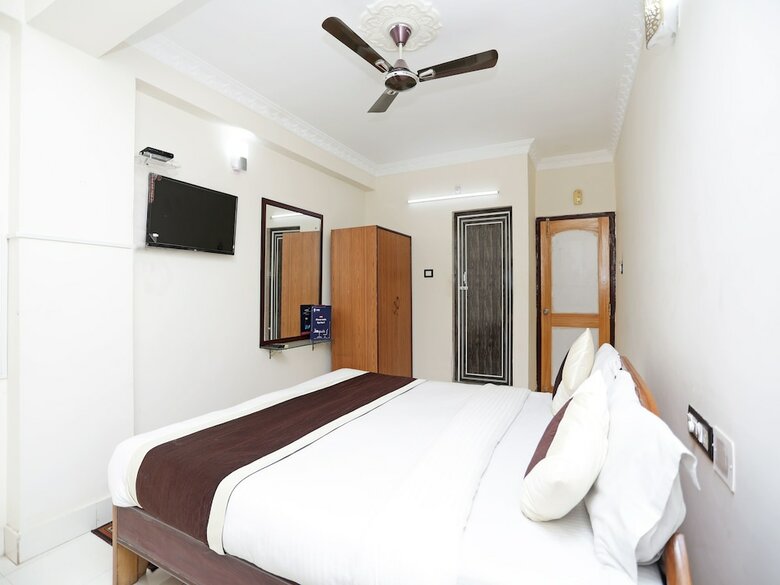 Hotel Oyo 11631 Star Inn