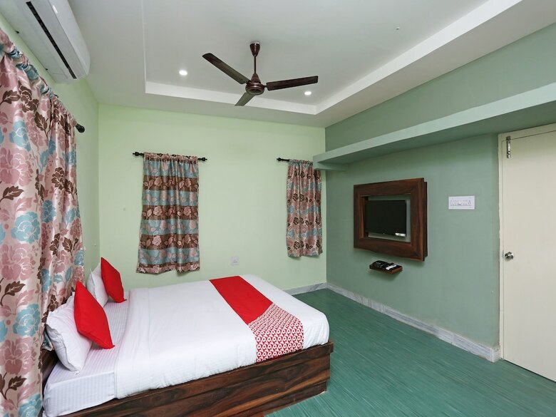 Hotel Oyo 10512 The Extended Stay 2