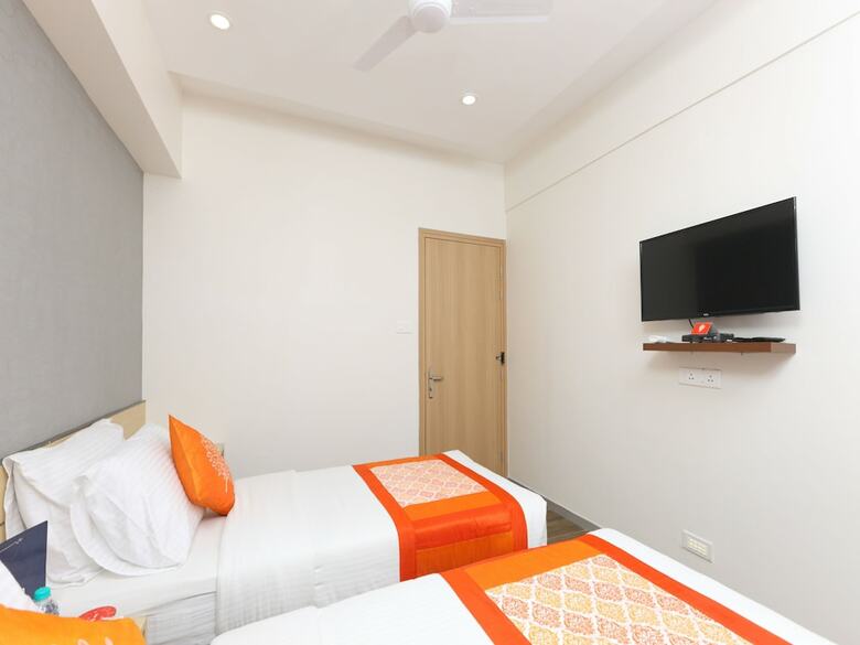 Hotel Oyo 12236 The Pearl