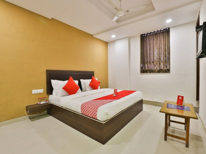 Oyo 12800 Hotel Vlee