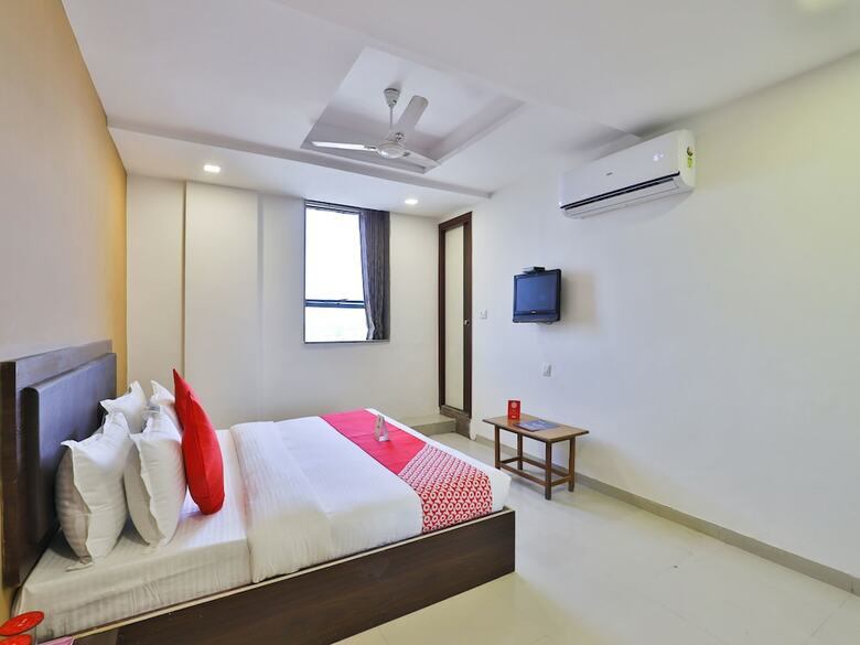 Oyo 12800 Hotel Vlee