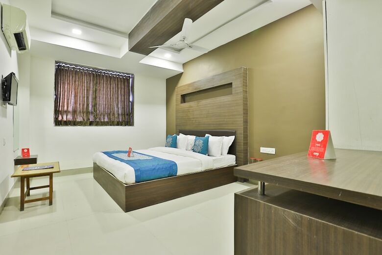 Oyo 12800 Hotel Vlee