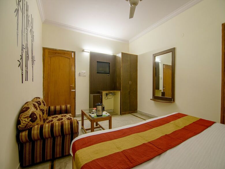 Oyo 2729 Hotel Hv International