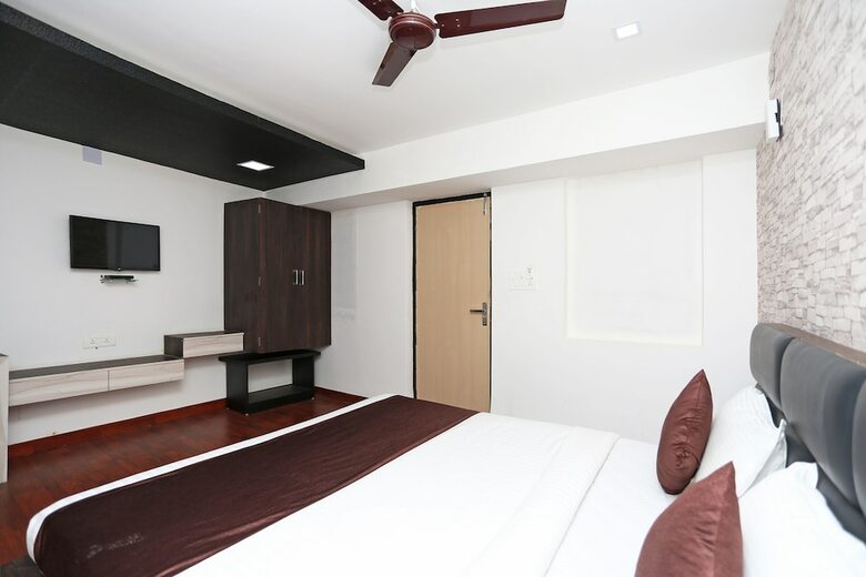 Oyo 11408 Hotel Sai Jagannath