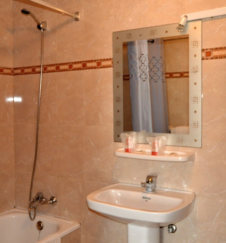 Hostal Hoster�a De Somo