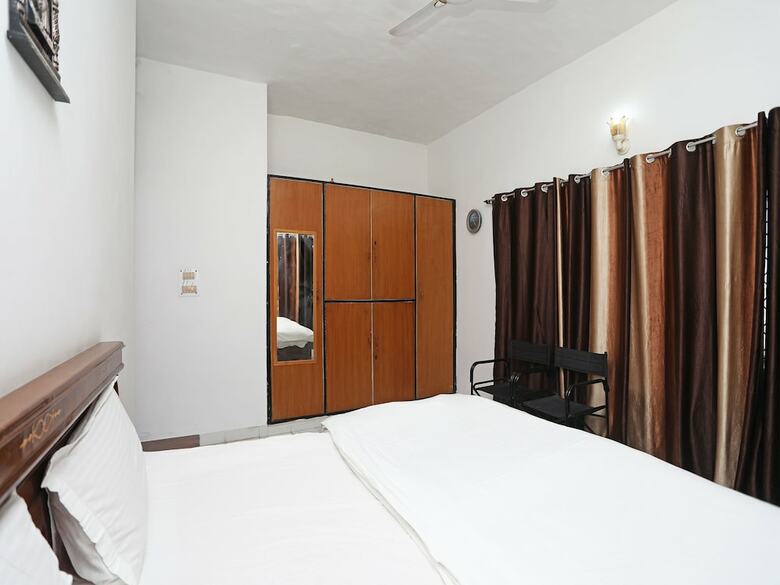 Oyo 13076 Home Boutique 3bhk Villa Bhimtal