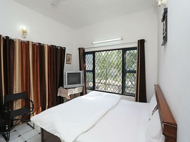 Oyo 13076 Home Boutique 3bhk Villa Bhimtal