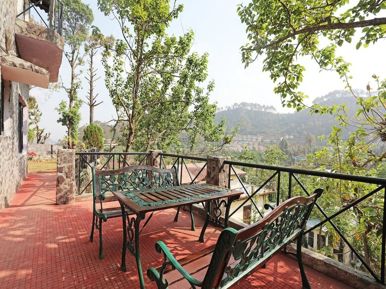 Oyo 13076 Home Boutique 3bhk Villa Bhimtal
