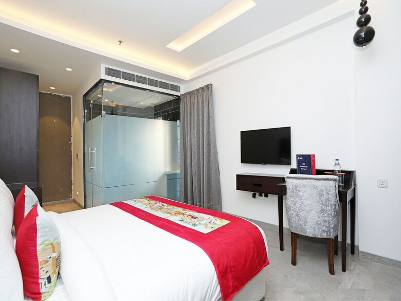 Oyo 11071 Hotel Tisya
