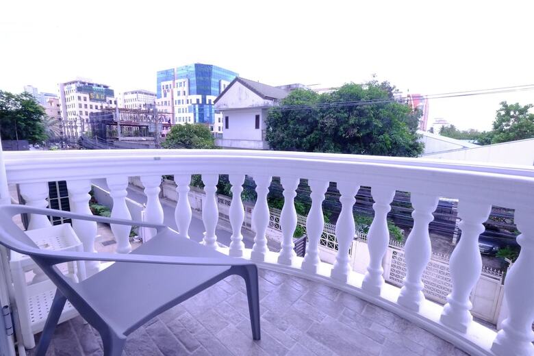 Hotel Neveu Premier Residence