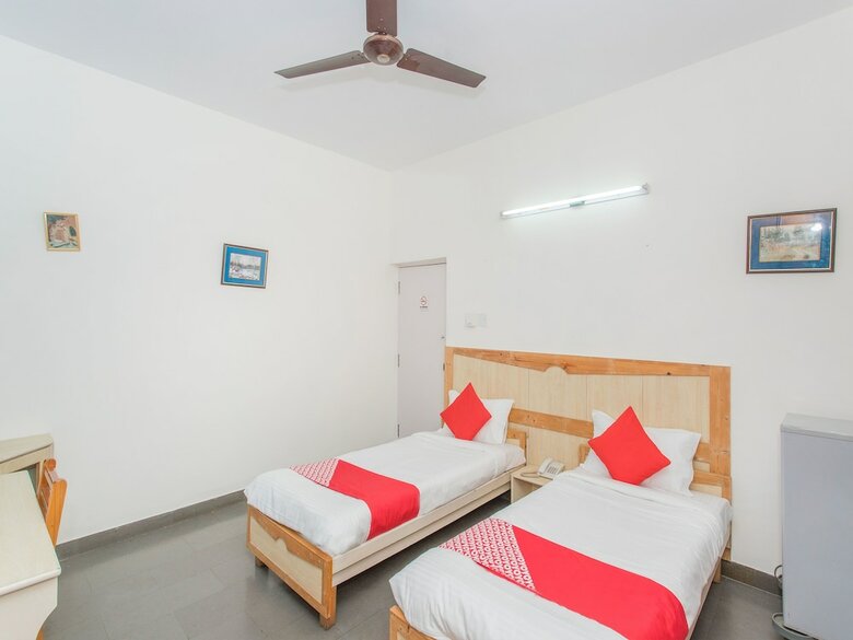 Hotel Oyo 761 Hermitage Apartments