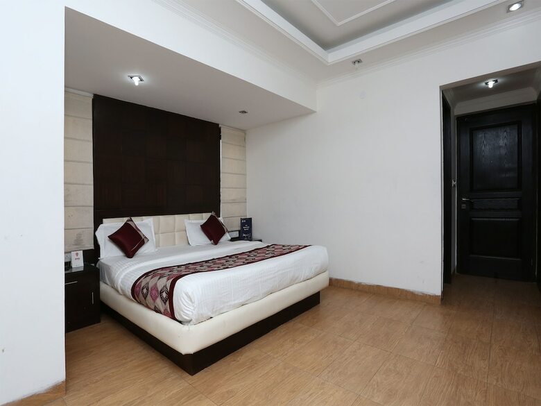 Oyo 1492 Hotel Broadway Inn