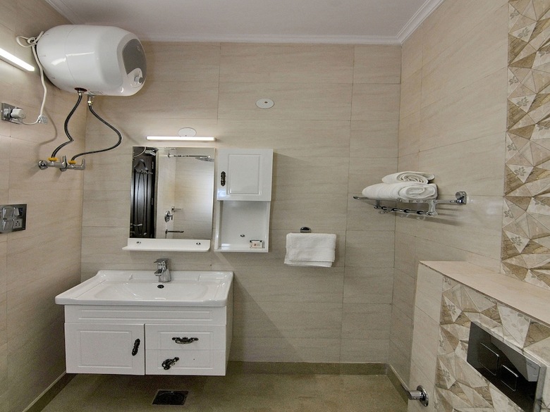 Hotel Oyo 12148 Flyover Inn