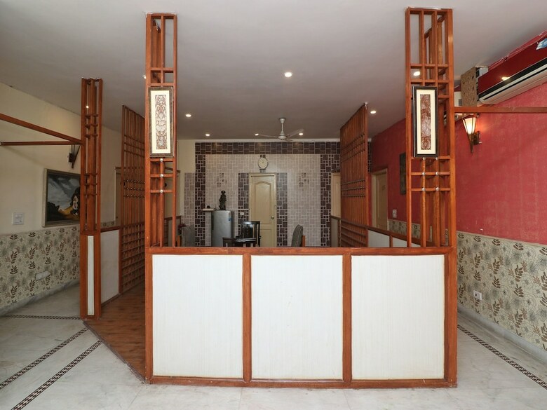 Oyo 12968 Hotel The Domus