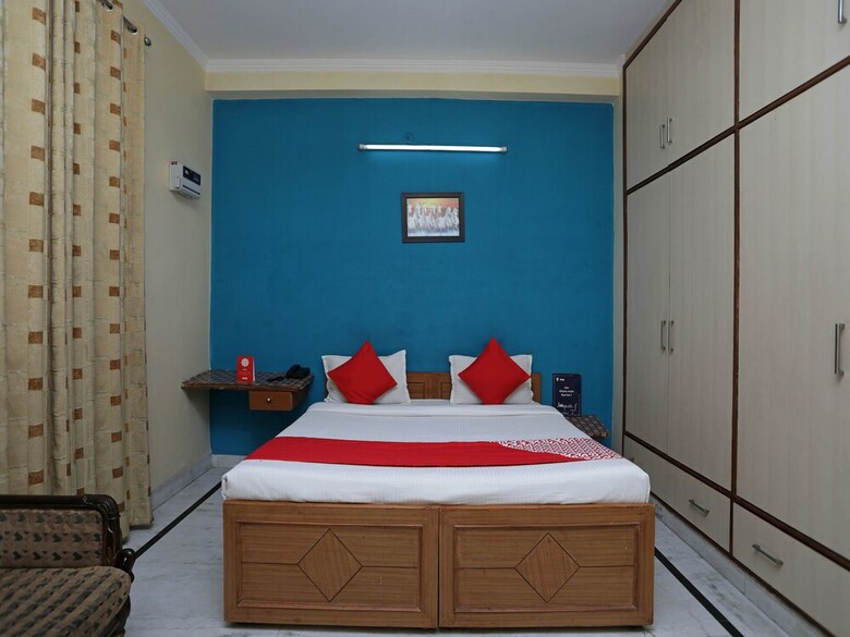 Hotel Oyo 12194 Jm Residency