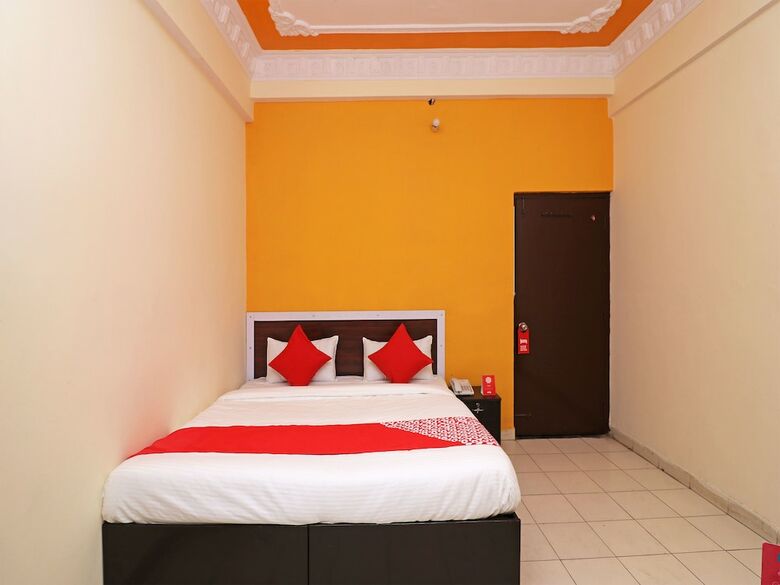 Oyo 12123 Hotel Sweet Dreams