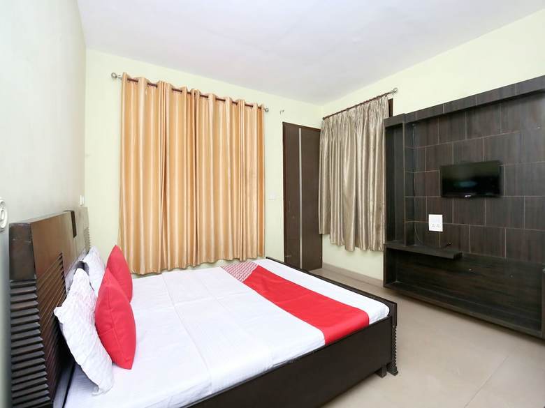 Hotel Oyo 12223 Home Exotic Hill View Kasauli