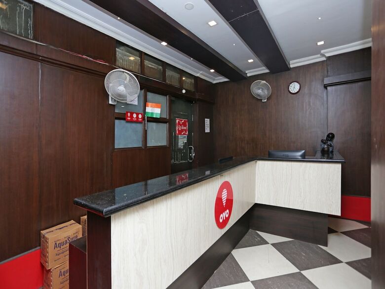 Oyo 12887 Hotel A-1