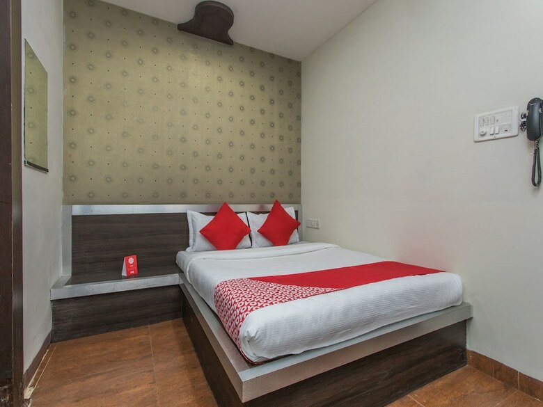 Oyo 3689 Sky Hotel