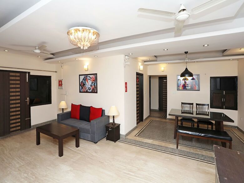Hotel Oyo 11761 Whitepod Inn