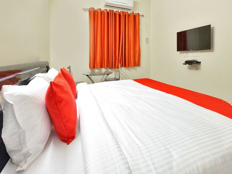 Hotel Oyo 11919 Dock Inn