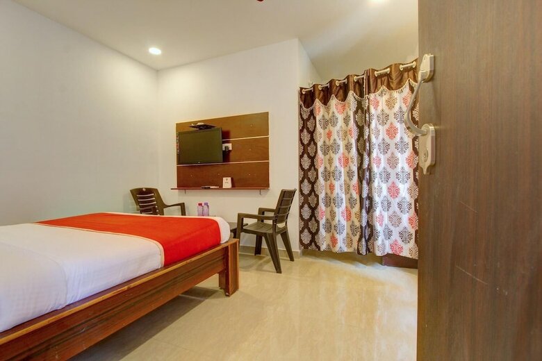 Apartamentos Oyo 11670 Hotel Vishnu Priya Residency
