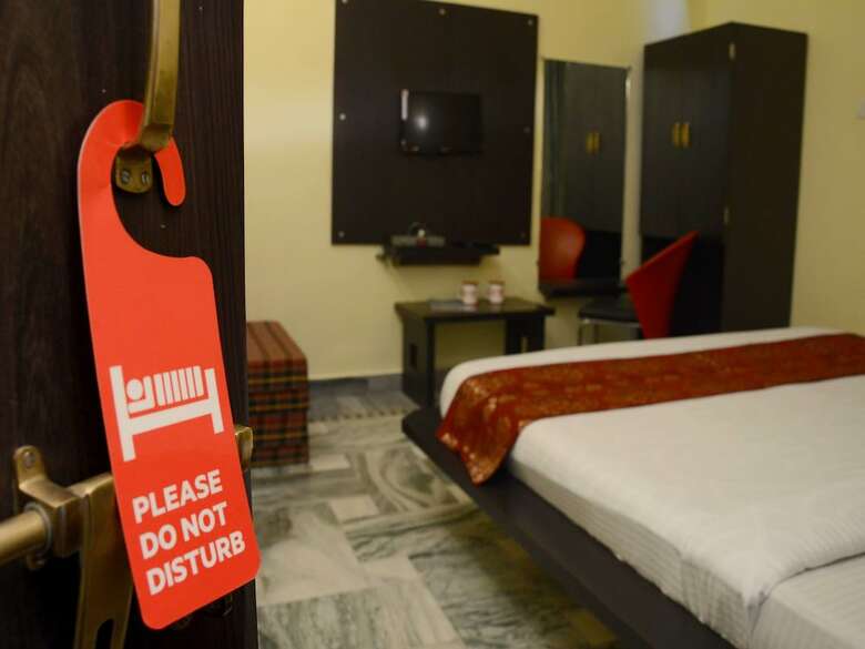 Hotel Oyo 4106 Babbars Den