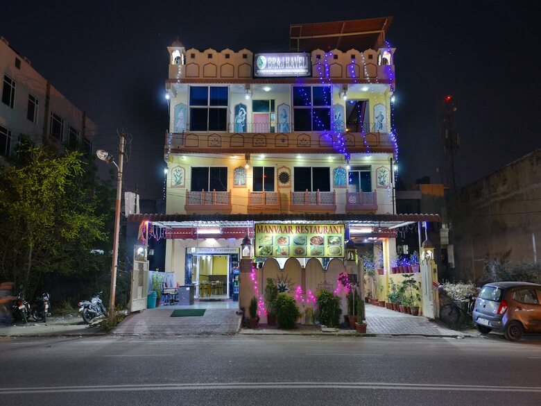 Hotel Oyo 13096 Braj Haveli