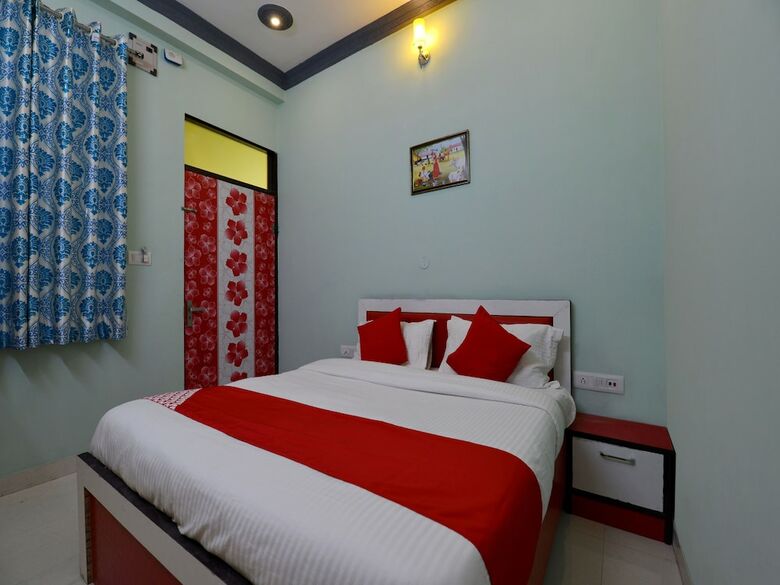 Oyo 12505 Hotel Mj