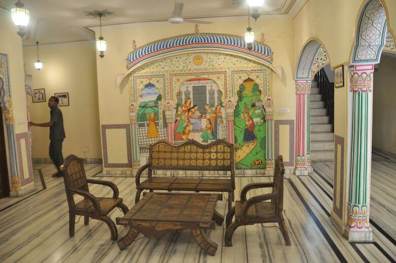 Hotel Sajjan Niwas