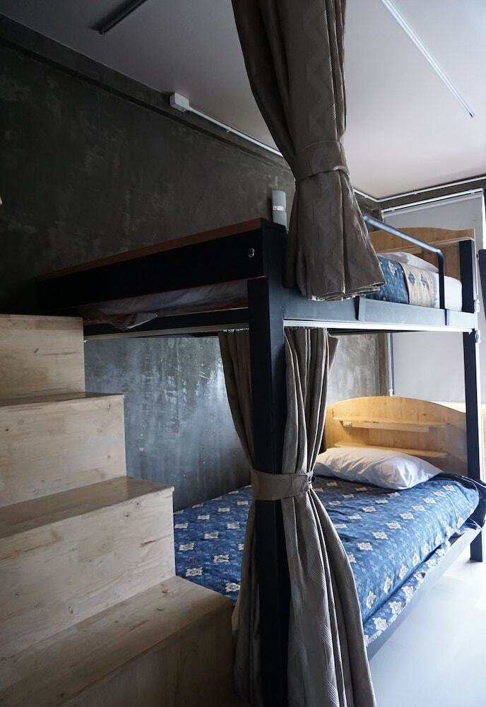 Hostal Club 76 Bunk Bed - Adults Only