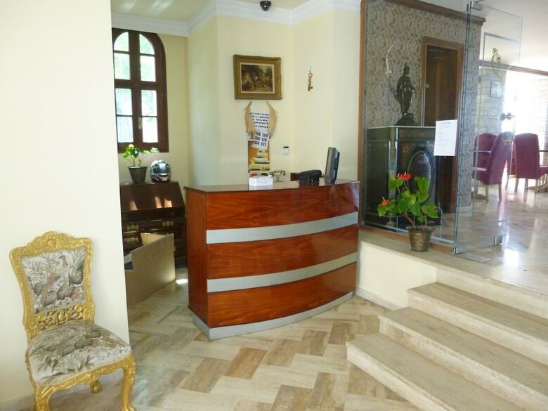 Hotel Il Conte Di Monte Cristo