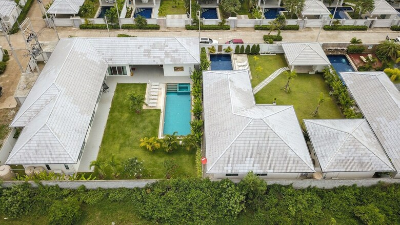 Private  4 Bedroom Pool Villa L28