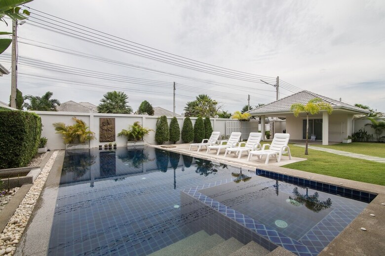 Private  4 Bedroom Pool Villa L28
