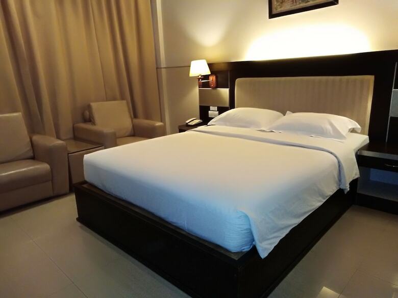 Zahra Syariah Hotel