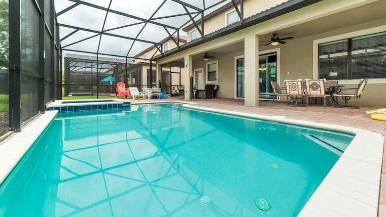 Champions Gate #1 - Luxurious 8 Bedroom Pool Villa With Theater