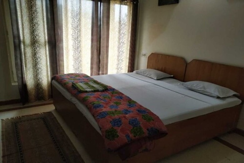 Hotel Janardan Resort Pangot