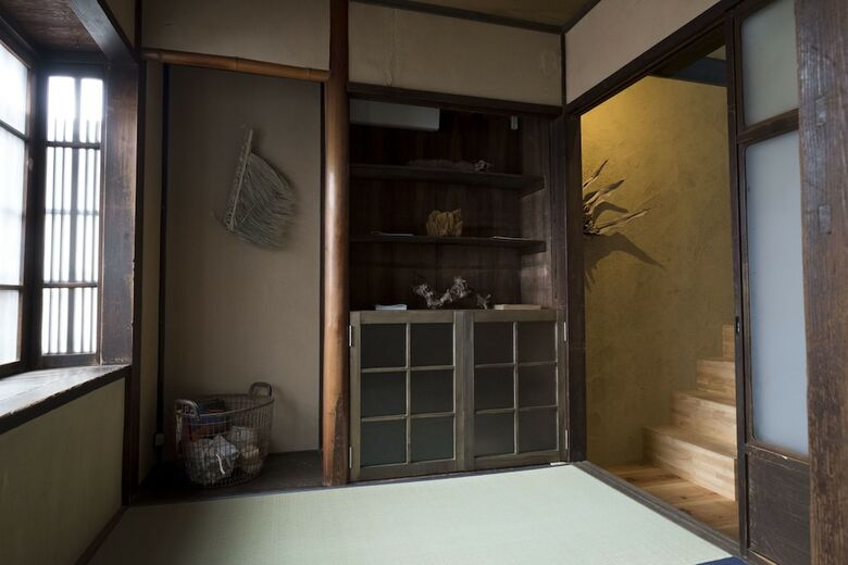 A Day In Khaki Khaki Guesthouse