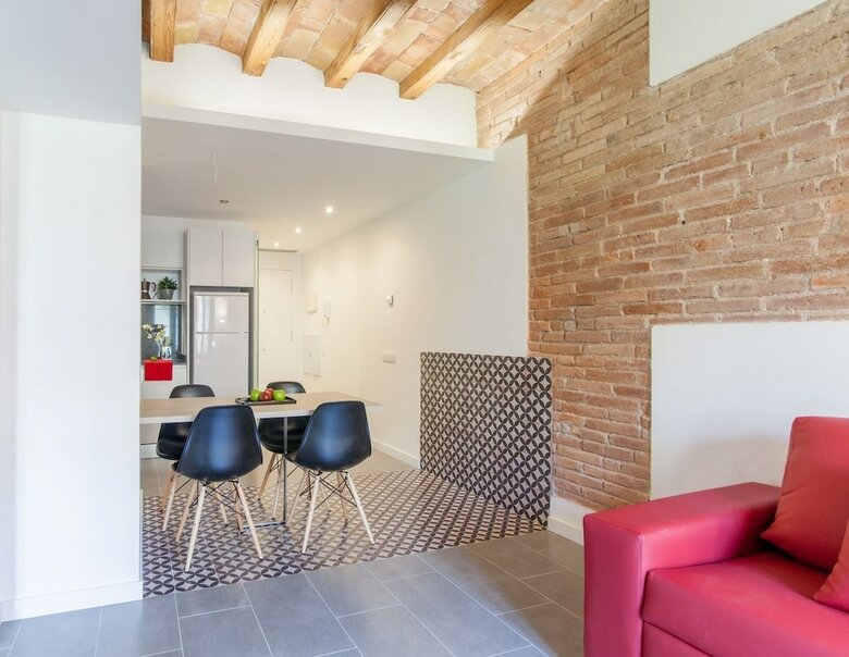 Aparteasy Deluxe Apartments