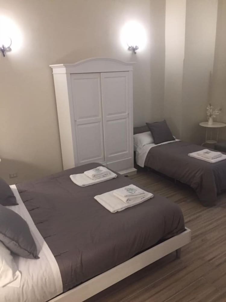 Bed & Breakfast Da Polly A Piazza Amedeo