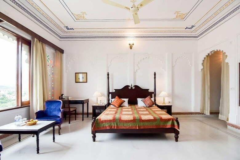 Hotel Raj Kuber