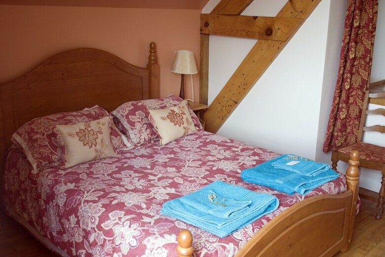 Hotel La Nesli�re ? Chambres D?h�tes Bio