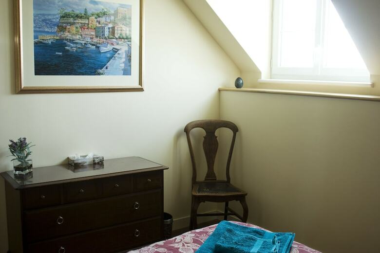 Hotel La Nesli�re ? Chambres D?h�tes Bio