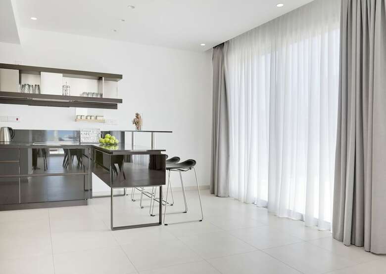 Royal 4 Bedroom Seafront Villa