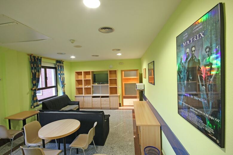 Hotel Residencia Universitaria Cum Laude