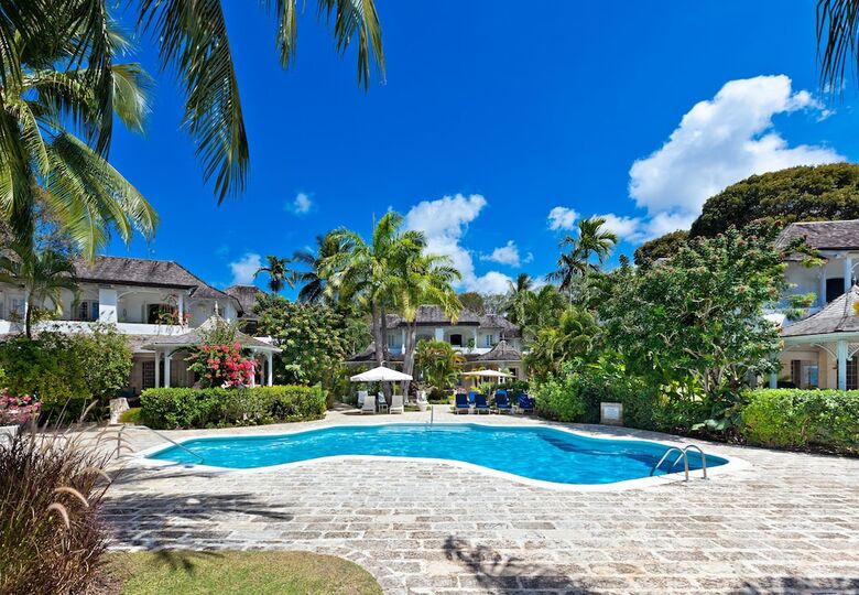 Villa Emerald Beach 4 Plumbago By Altman