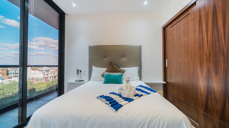 Apartamentos Kuxtal 5th Avenue Condo