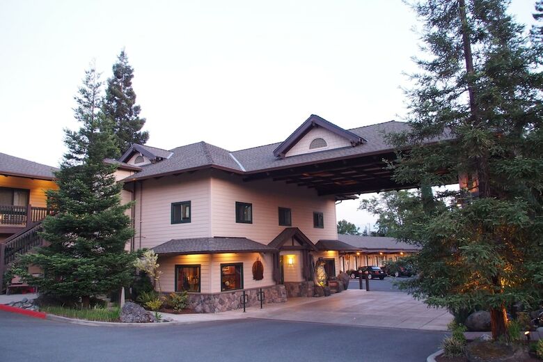 Motel Redwood Hyperion Suites